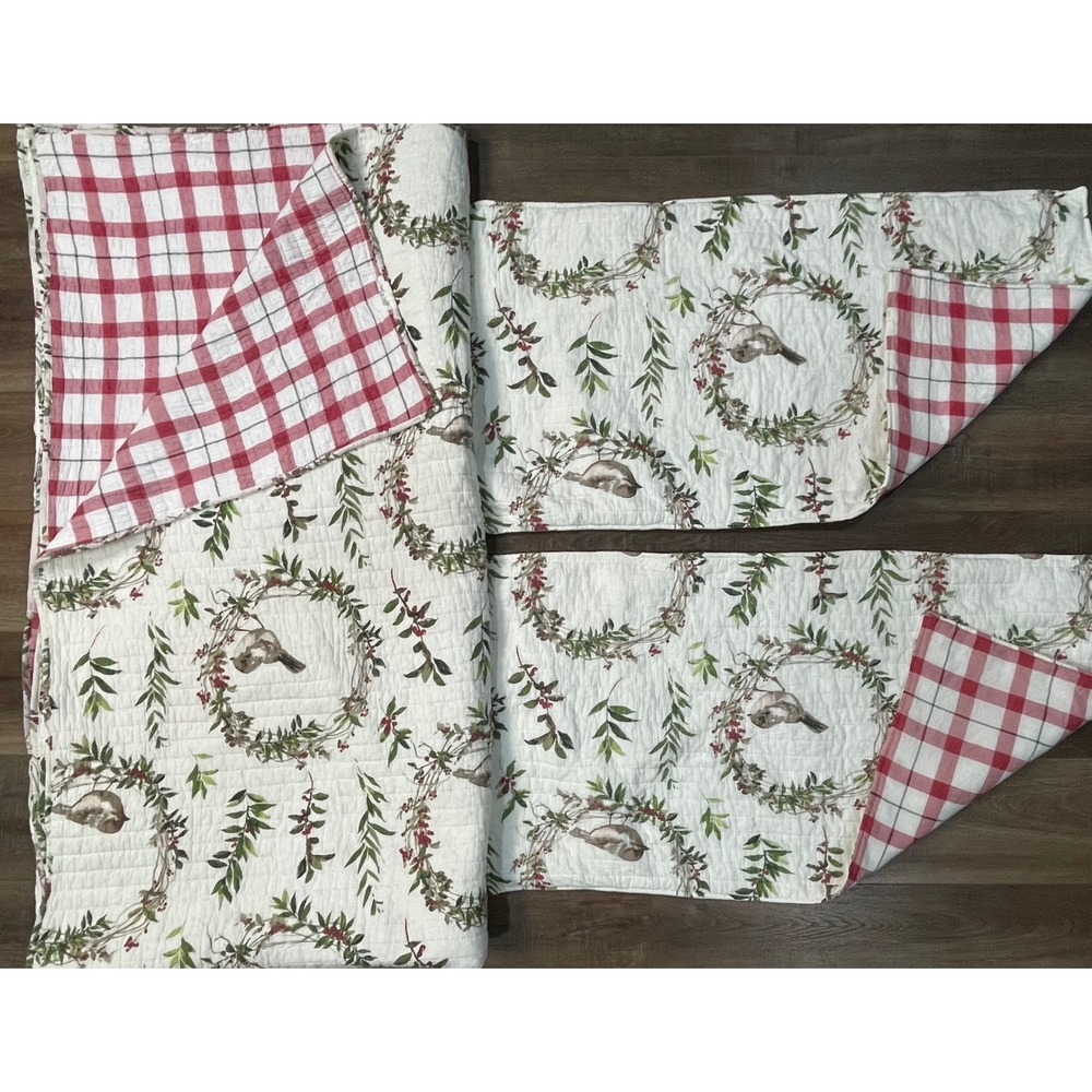 Reversible Christmas Quilt Set King Size Bird Wreath Red Plaid + 2 Pillow Shams